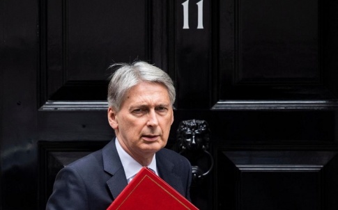 Philip-Hammond-and-red-book